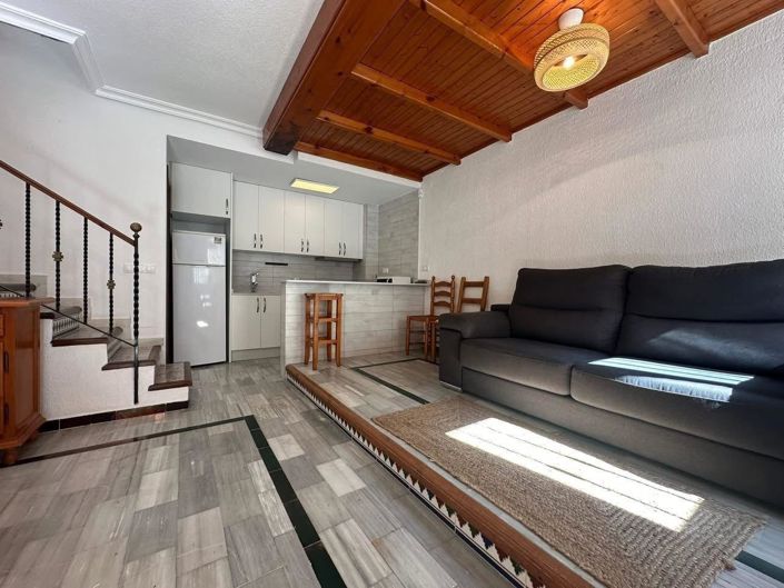 Image No.5-2 Bed Townhouse for sale