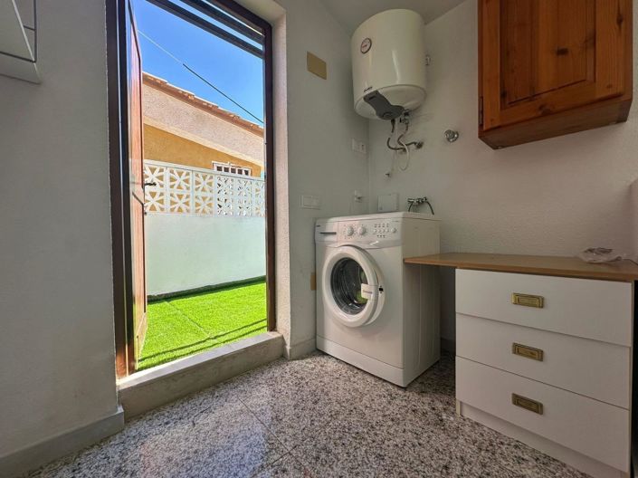 Image No.7-2 Bed House for sale
