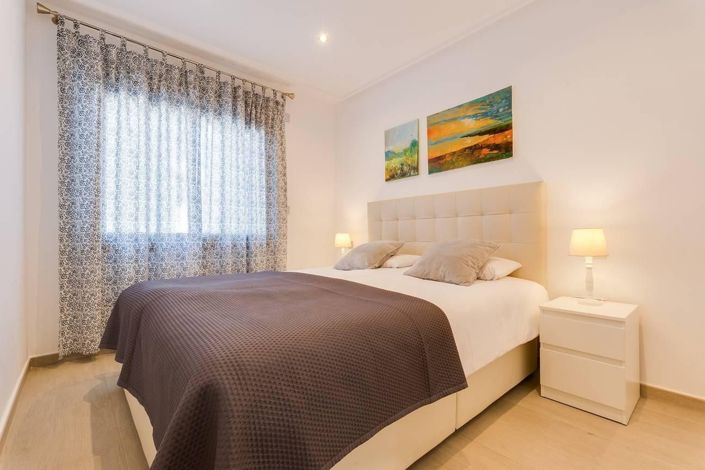 Image No.15-3 Bed Apartment for sale