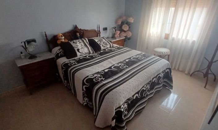 Image No.28-3 Bed Villa for sale
