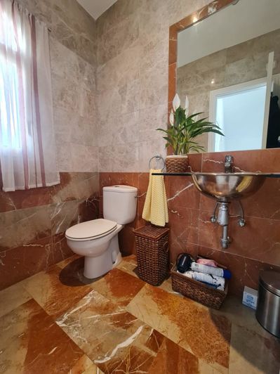 Image No.17-3 Bed Villa for sale