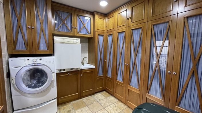 Image No.9-4 Bed House for sale