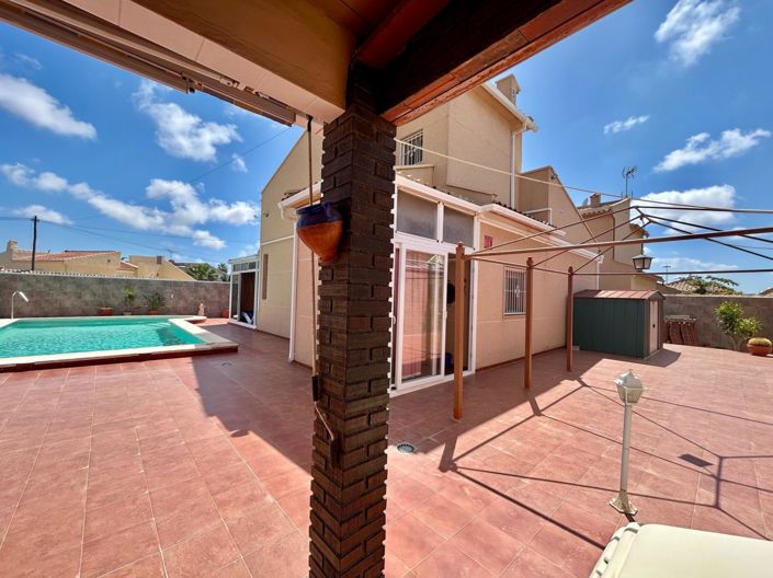 Image No.6-Villa de 3 chambres à vendre à Torrevieja