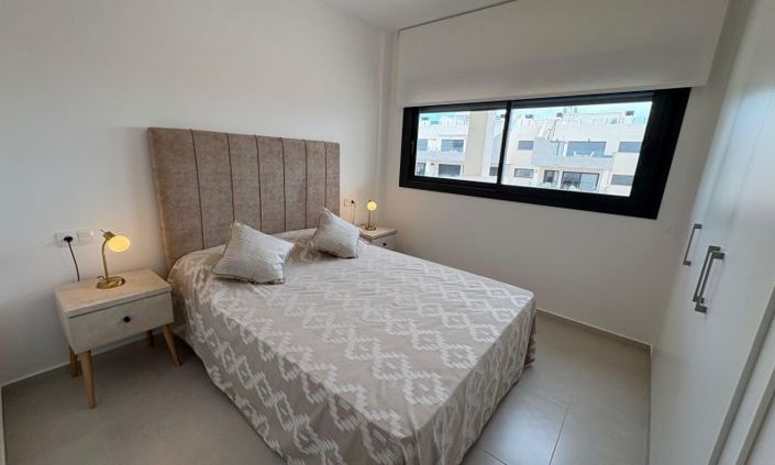 Image No.22-3 Bed Apartment for sale