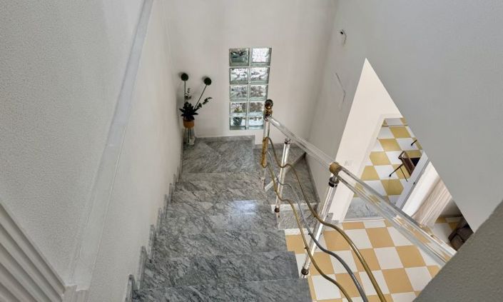 Image No.37-4 Bed Villa for sale