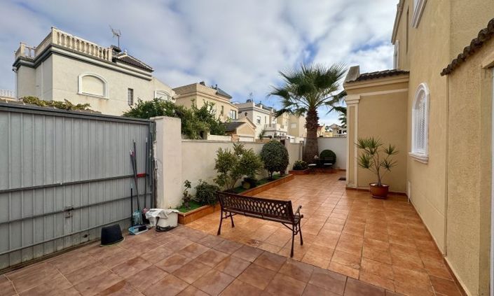 Image No.8-4 Bed Villa for sale