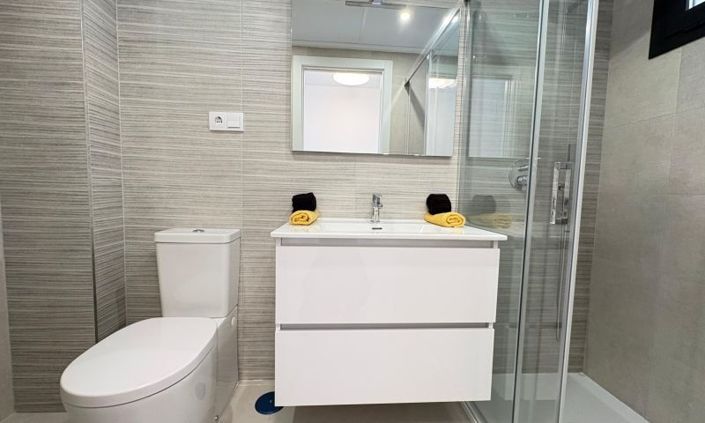 Image No.21-2 Bed Apartment for sale