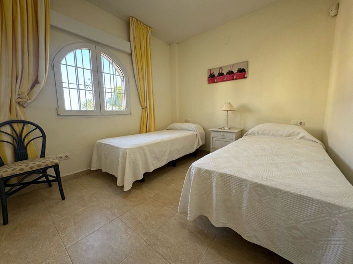 Image No.19-4 Bed Villa for sale