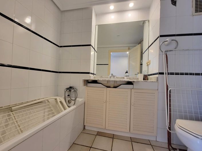 Image No.25-2 Bed Penthouse for sale