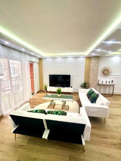 Image No.2-4 Bed Apartment for sale