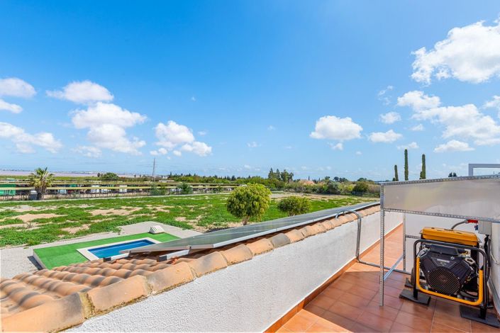 Image No.28-6 Bed Villa for sale