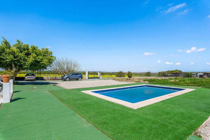Image No.3-6 Bed Villa for sale