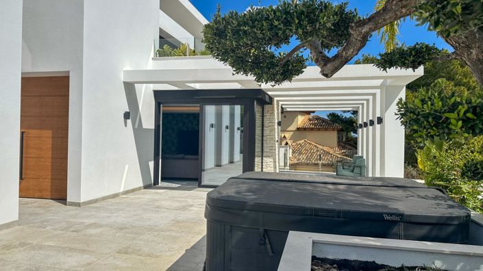 Image No.23-4 Bed Villa for sale