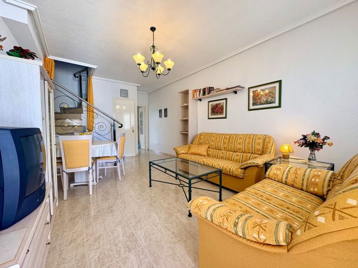 Image No.20-2 Bed House for sale