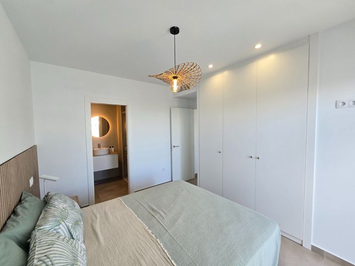 Image No.13-2 Bed Apartment for sale