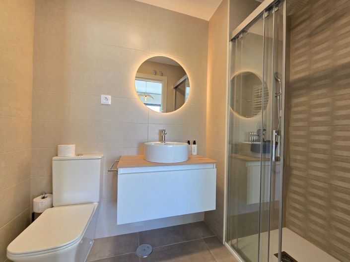 Image No.14-2 Bed Apartment for sale