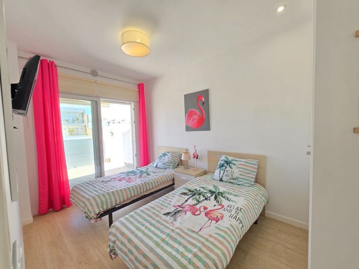 Image No.23-3 Bed Villa for sale