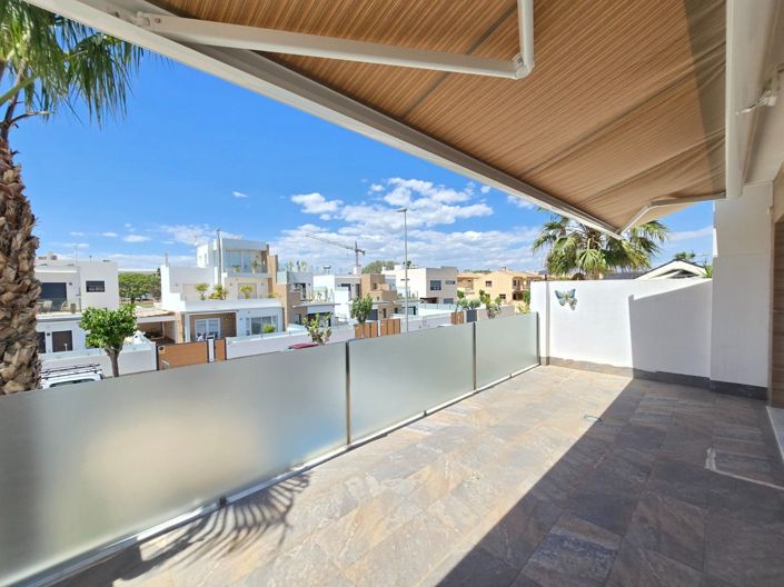 Image No.30-3 Bed Villa for sale