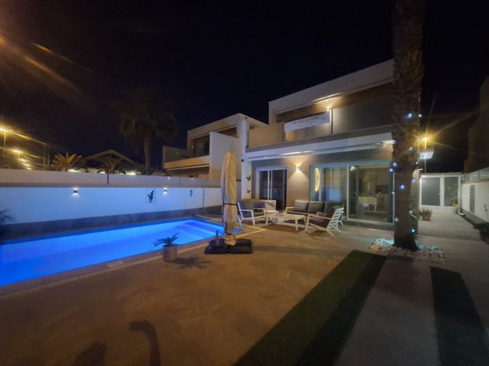 Image No.36-3 Bed Villa for sale