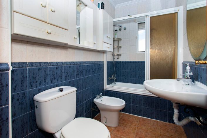 Image No.13-2 Bed Bungalow for sale