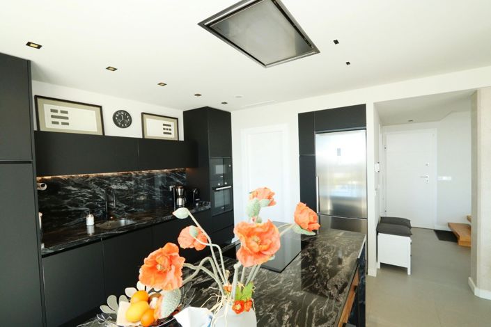 Image No.15-3 Bed Villa for sale