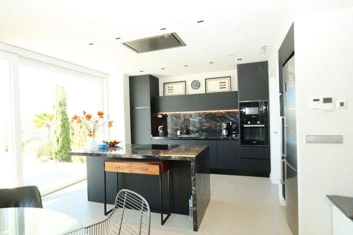 Image No.16-3 Bed Villa for sale