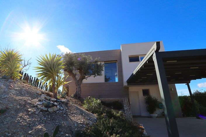 Image No.41-3 Bed Villa for sale