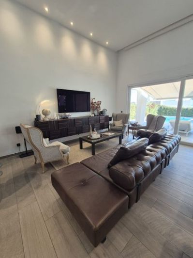 Image No.3-2 Bed Villa for sale