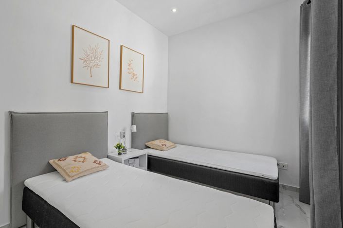 Image No.21-3 Bed Villa for sale