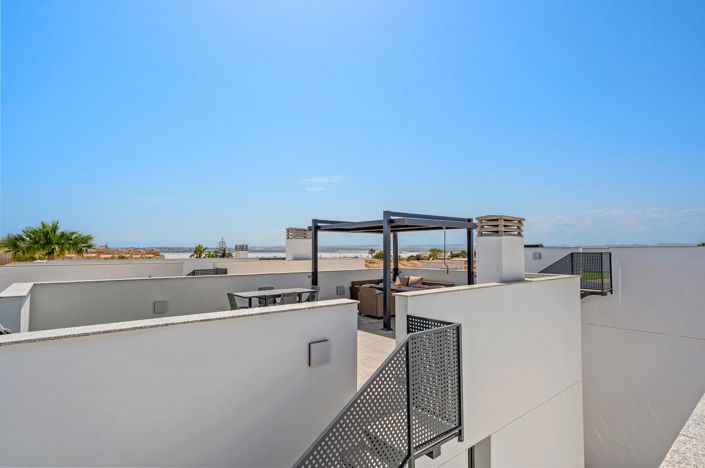 Image No.38-3 Bed Villa for sale