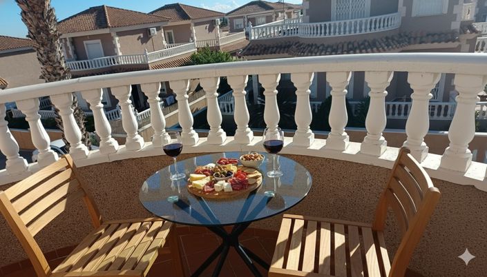 Image No.3-Villa de 4 chambres à vendre à Torrevieja