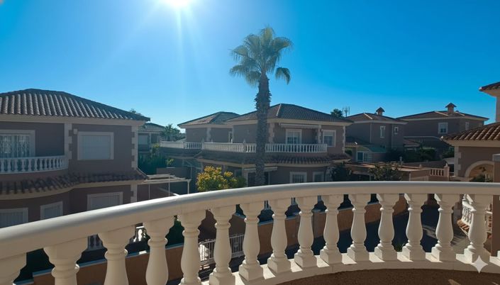Image No.4-Villa de 4 chambres à vendre à Torrevieja