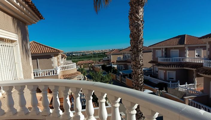 Image No.5-Villa de 4 chambres à vendre à Torrevieja