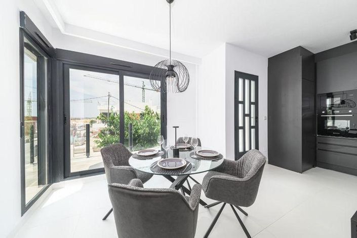 Image No.2-3 Bed Apartment for sale