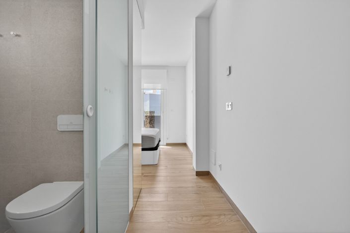 Image No.20-2 Bed Apartment for sale