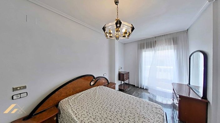 Image No.27-4 Bed Apartment for sale