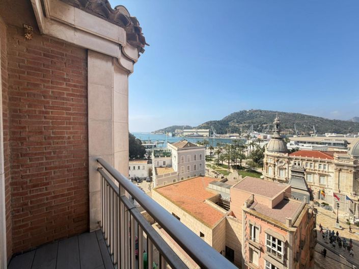 Image No.19-3 Bed Penthouse for sale