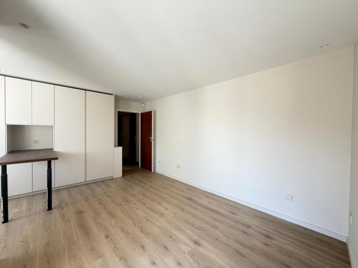 Image No.25-3 Bed Penthouse for sale