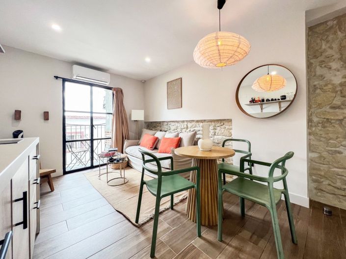 Image No.28-2 Bed House for sale