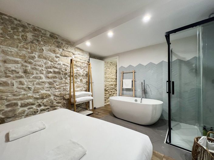 Image No.40-2 Bed House for sale