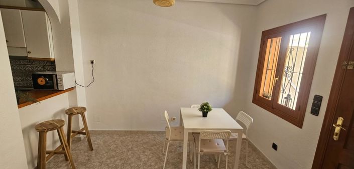 Image No.9-Appartement de 2 chambres à vendre à Orihuela Costa