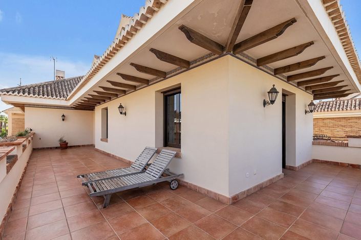Image No.50-7 Bed Villa for sale