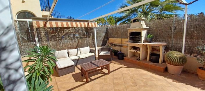Image No.15-3 Bed House for sale