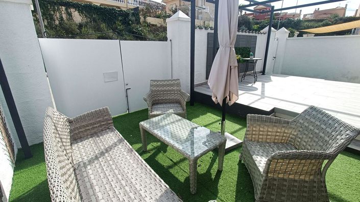 Image No.25-2 Bed Villa for sale