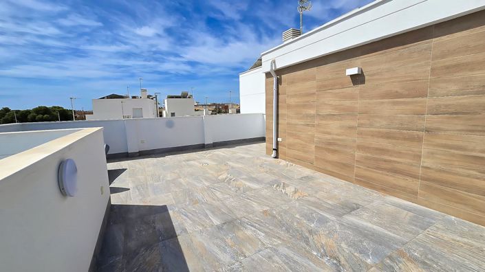 Image No.20-3 Bed Villa for sale