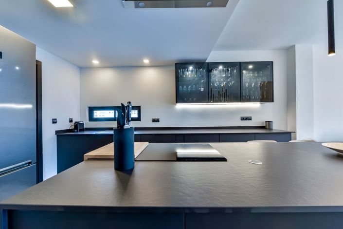 Image No.20-2 Bed Apartment for sale