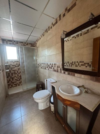 Image No.21-8 Bed House for sale