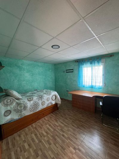 Image No.23-8 Bed House for sale