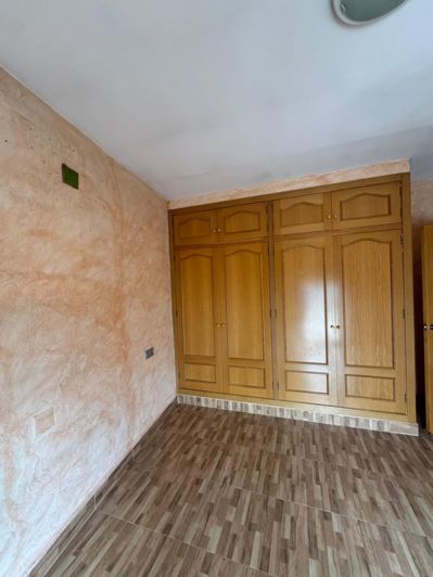 Image No.42-8 Bed House for sale