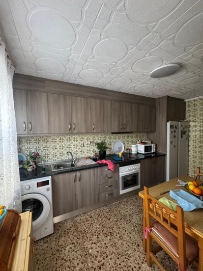Image No.46-8 Bed House for sale